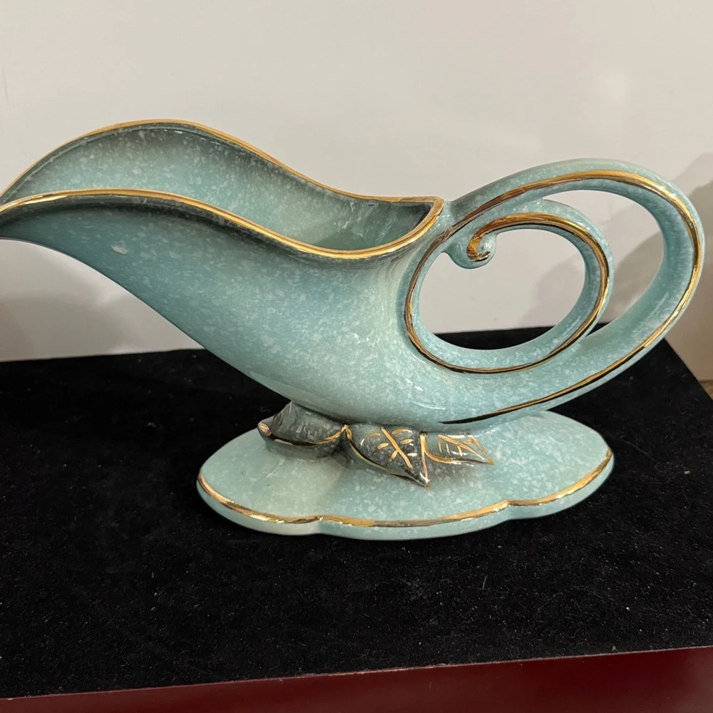 Vintage Hull Pottery Robins Egg Blue Planter Vase